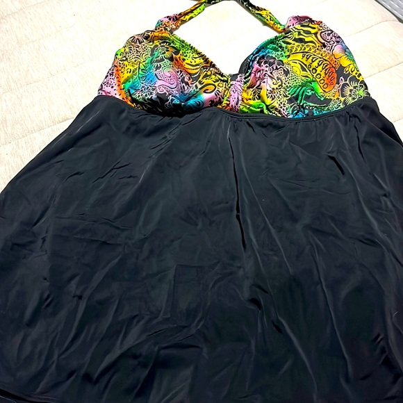 Swim suit with retro print - Picture 4 of 7